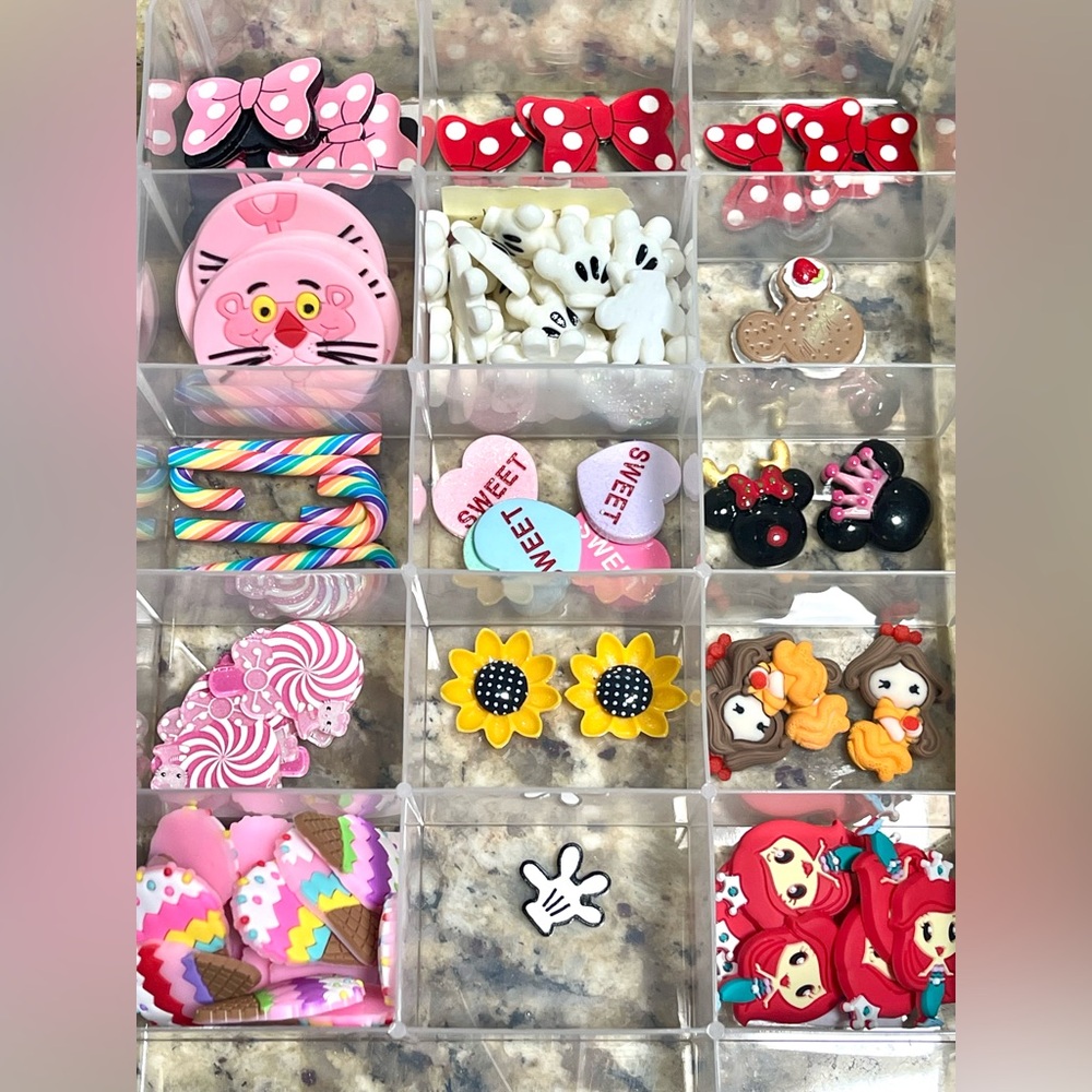 New 100 piece flatback craft bundle plus organization case